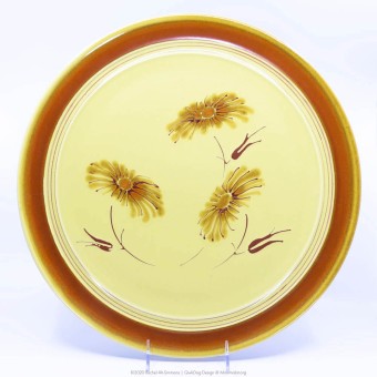 Pacific Pottery Hostessware Decorated Chrysanthemum 612 Chop Plate Yellow