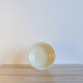 Vernon Kilns Early California Bowl Fruit Yellow