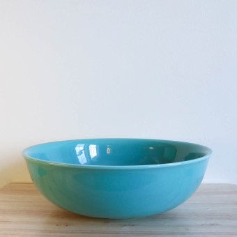 Vernon Kilns Early California Bowl Serving Large Round Green