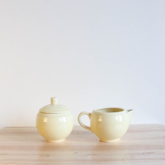 Vernon Kilns Early California Creamer Sugar Round Yellow
