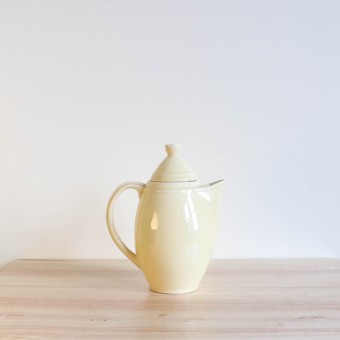 Vernon Kilns Early California Demitasse Pot Yellow
