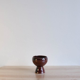 Vernon Kilns Early California Eggcup Brown