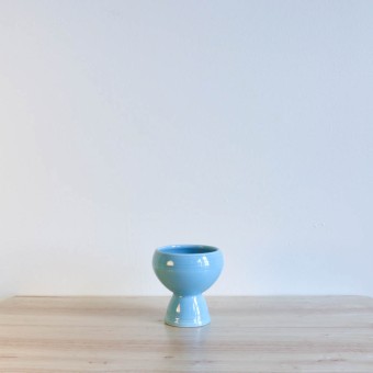 Vernon Kilns Early California Eggcup Turquoise