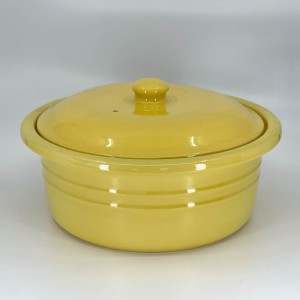 A perfect #209 casserole in yellow - a color I'd been hoping to find for some time.