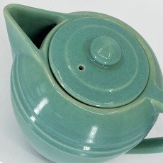 QwkDog Pacific Pottery Hostessware 443 Ind Demi Pot green Peter Davis