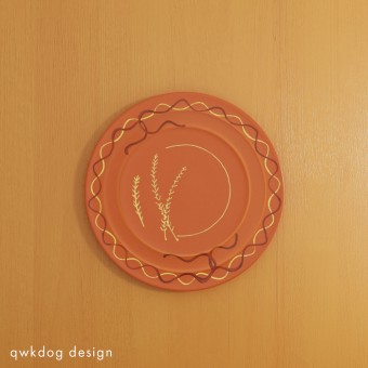 QwkDog 3D Pacific Pottery Hostessware Decorated Wheat Red