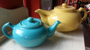 Metlox 200 Series Teapots