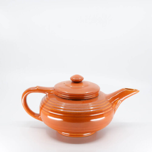 Pacific Pottery Hostessware 440 8-cup Teapot Red