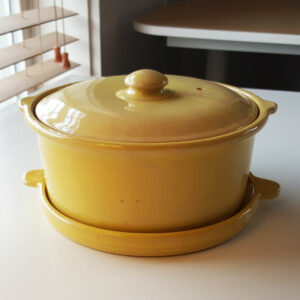 Pacific Pottery Hostessware 200-201 Casserole Yellow