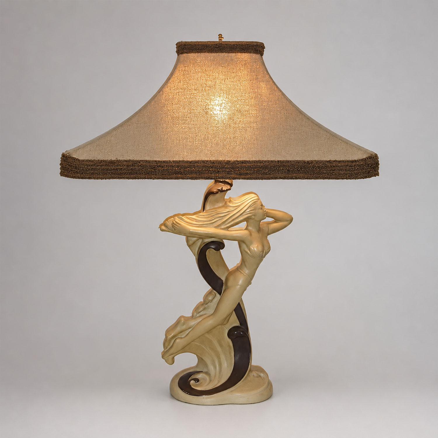 Continental Arts Lamp