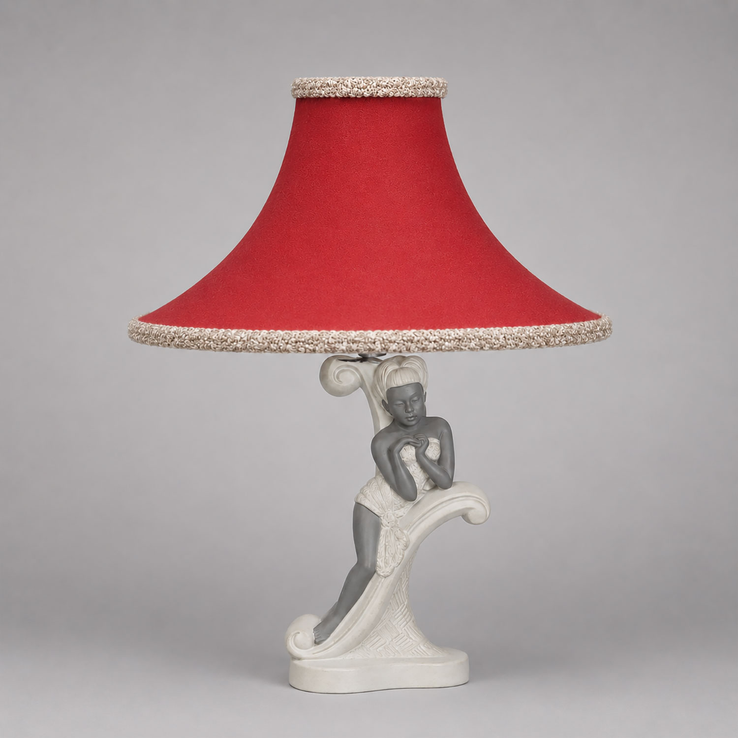 Continental Arts Lamp