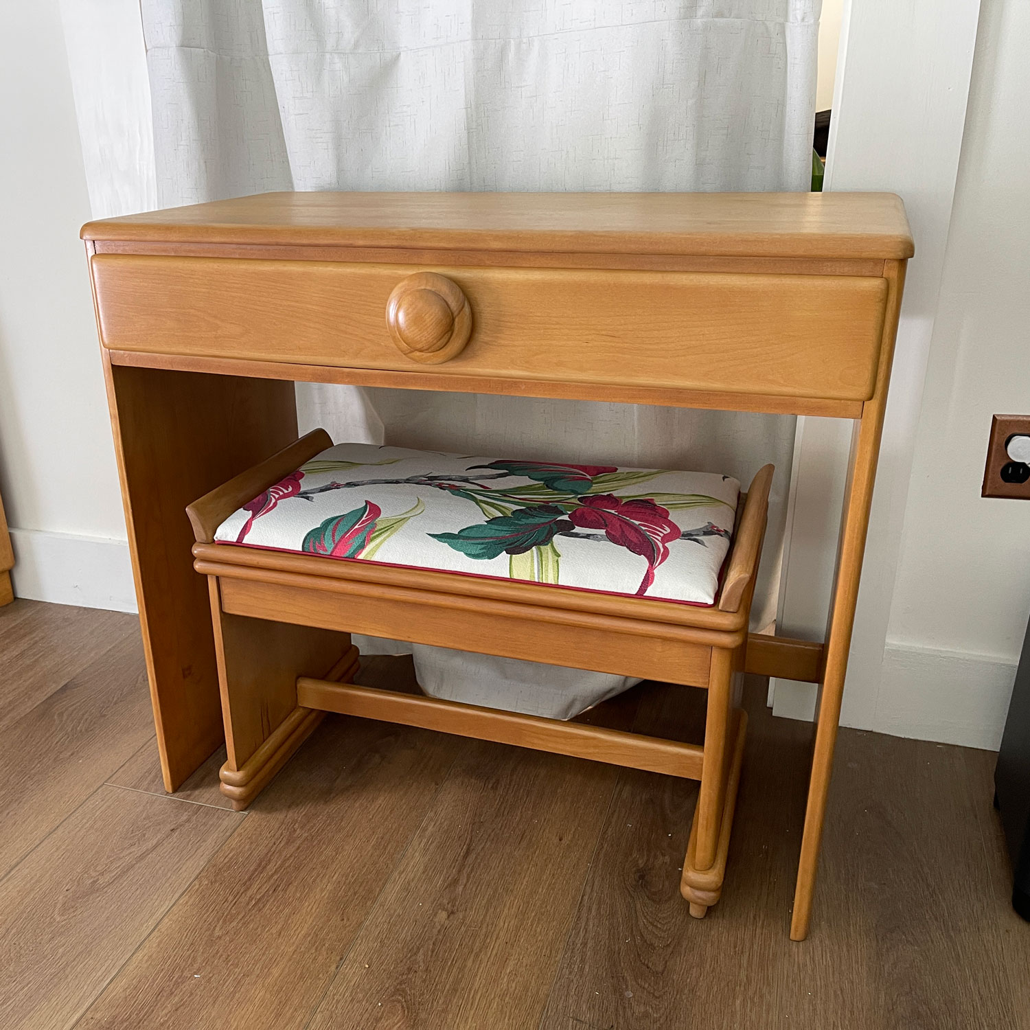 Heywood-Wakefield Zephyr Vanity