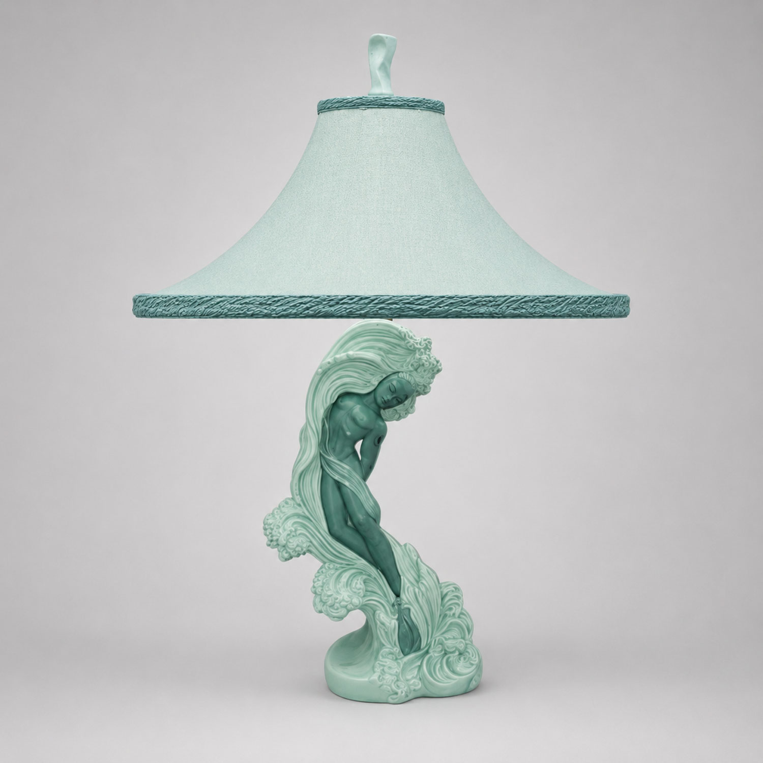 QwkDog Design Reglor of California Lamp