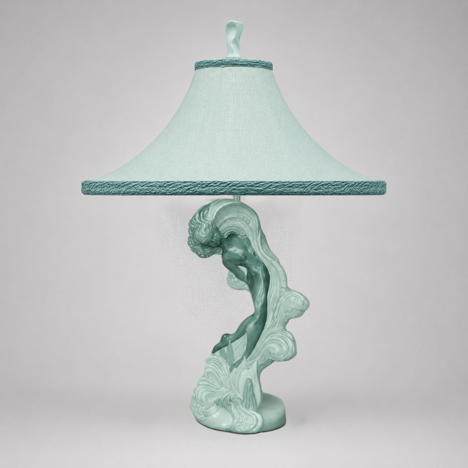 QwkDog Design Reglor of California Lamp